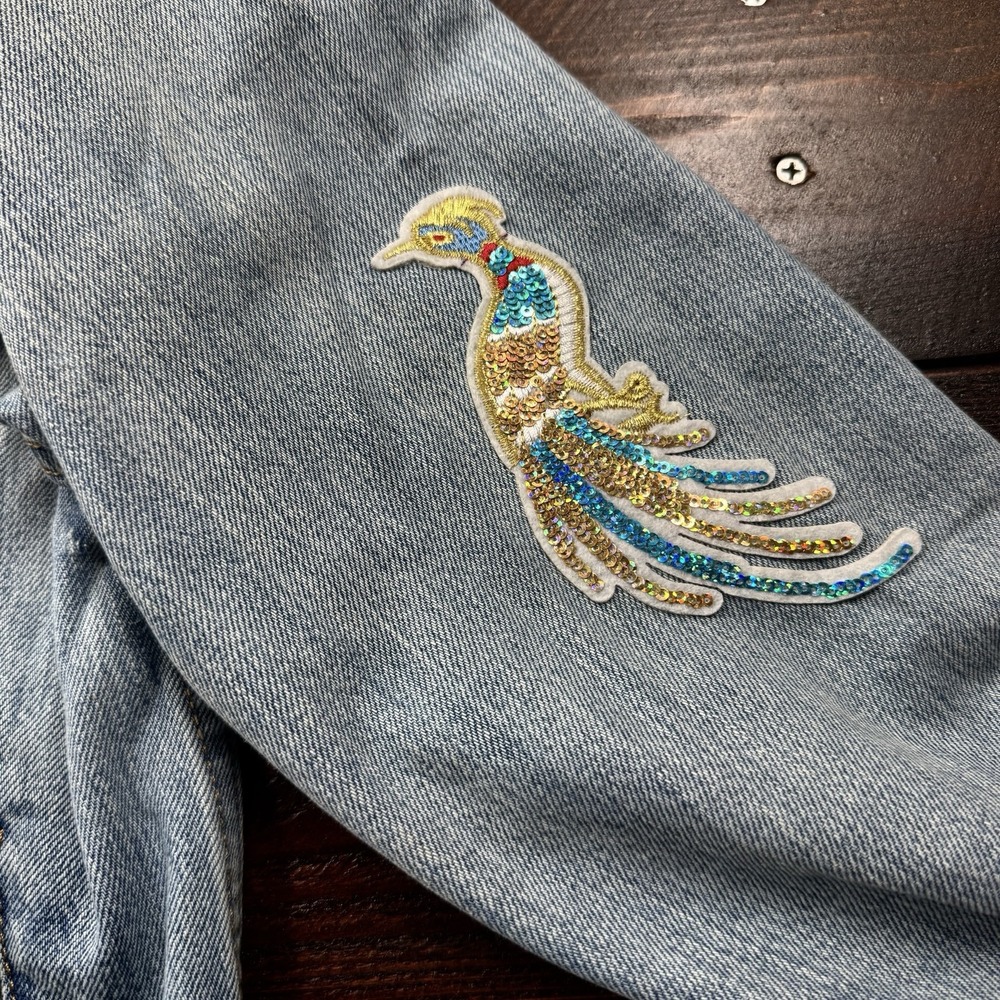 Levi's Premium Custom Embroidered Sequined Patch Trucker Jacket Women's S/M - Picture 6 of 13
